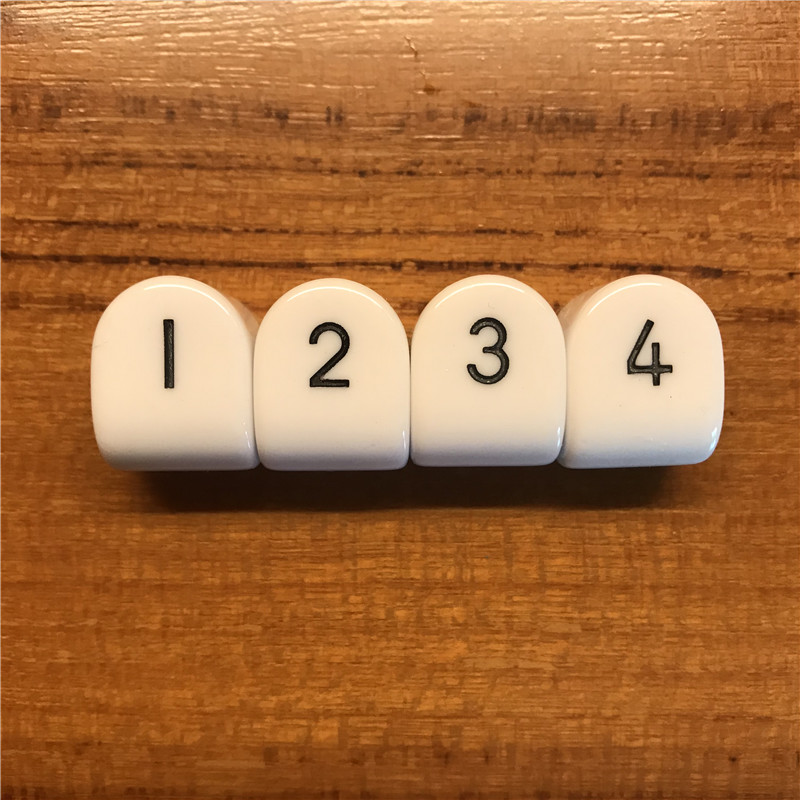 Board Game Quoridor - 4 sztuki kości D4 4-stronne gry